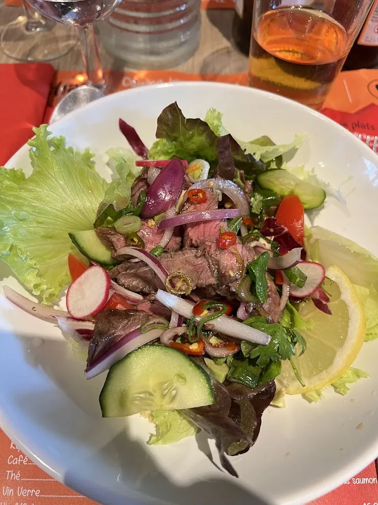 Salade Bœuf Et Sauce Piment